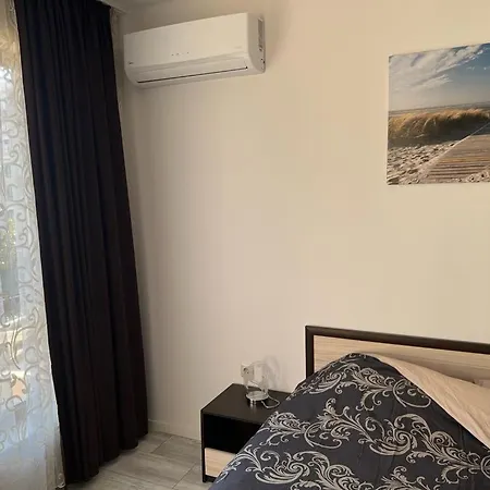 La Mer Luxury Golden Sands